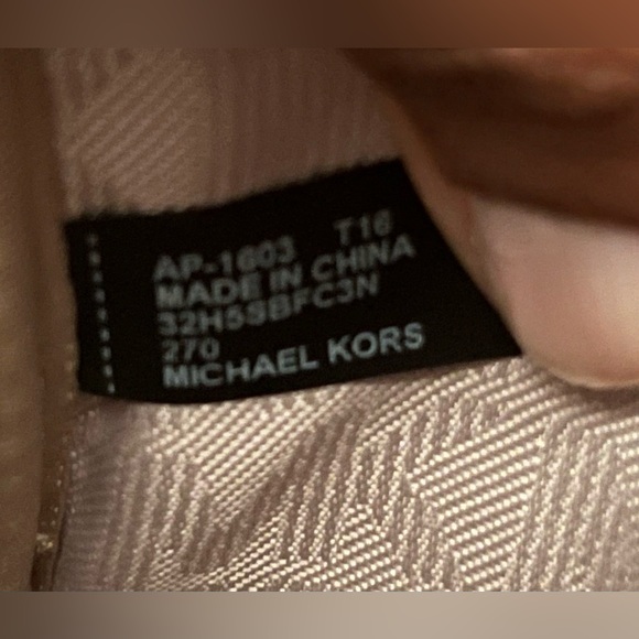 Michael Kors Snake Embossed Crossbody Bag - Picture 5 of 15